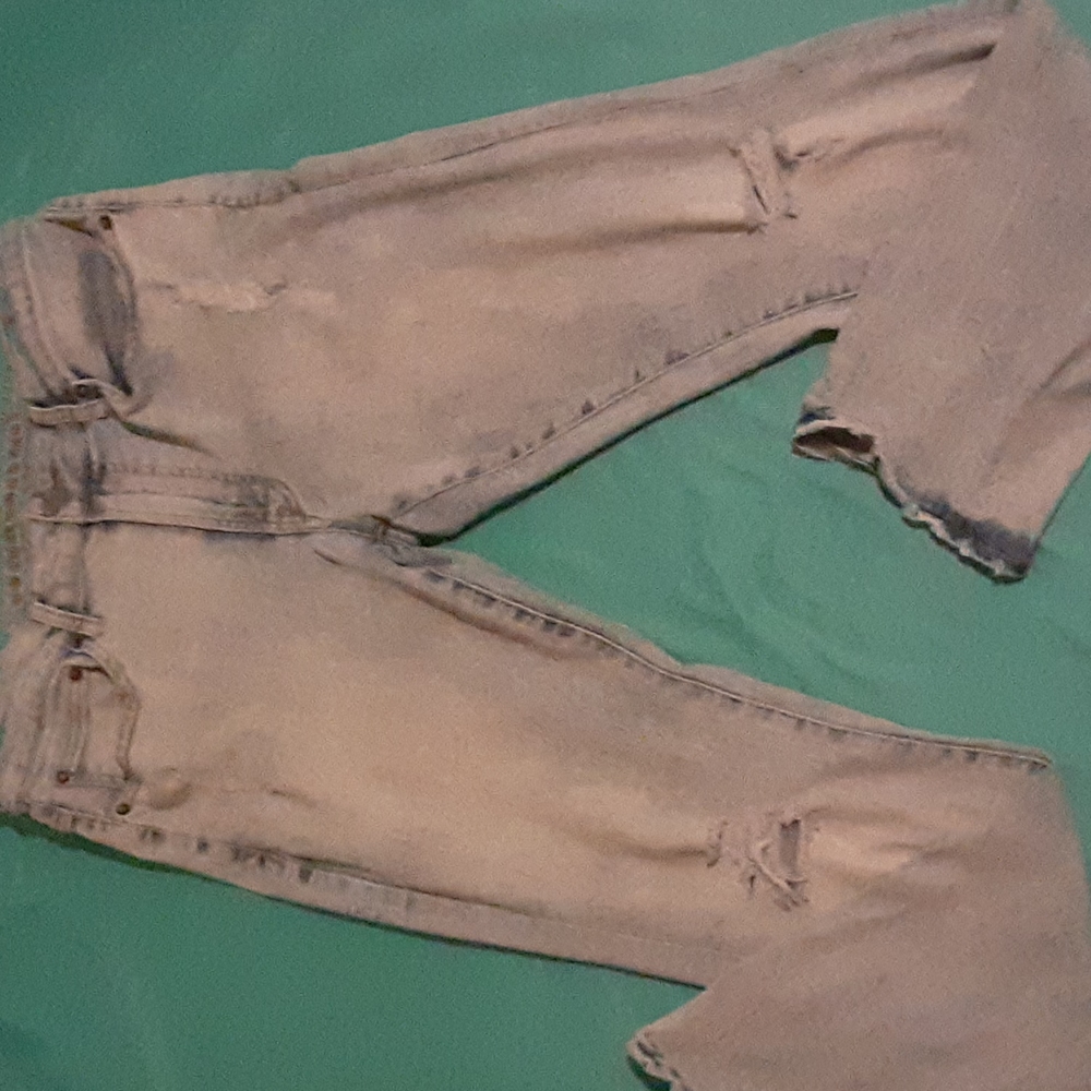 *  AMERICAN EAGLE OUTFITTERS EXTREME FLEX DISTRESSED JEANS 34X32